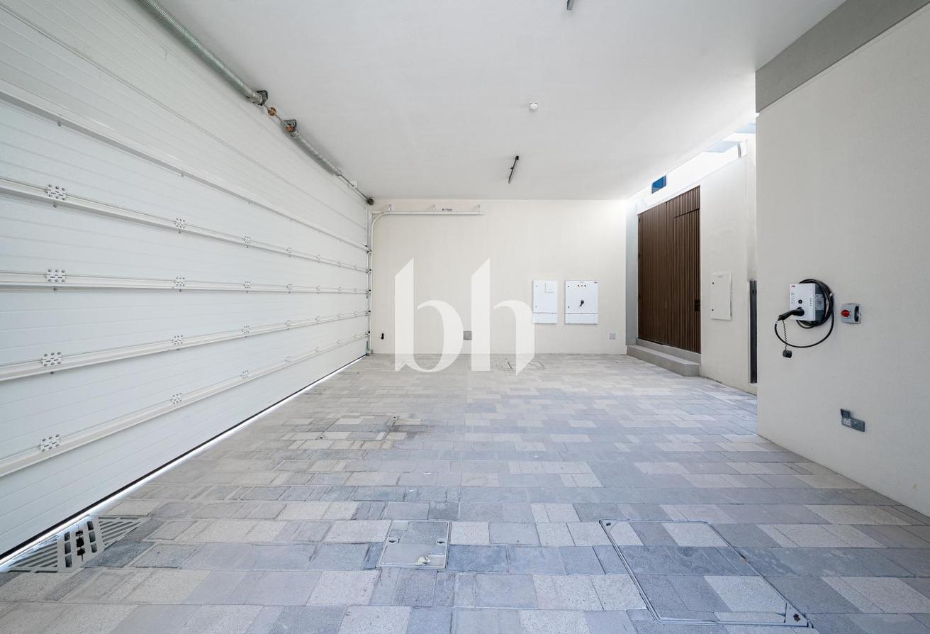 Harmony villa, Tilal Al Ghaf, Dubai